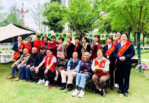 【新金悦物业】— —银发守护，悦龄随心 新华社区时代金悦项目长者联谊会